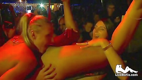 Hot milf with huge natural tits in whippedass video